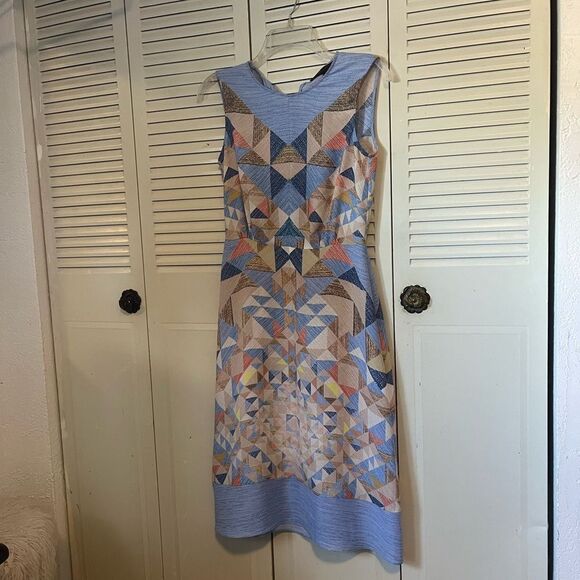 BCBG Geometric Patterned Sleeveless Dress size 0 - Picture 1 of 9